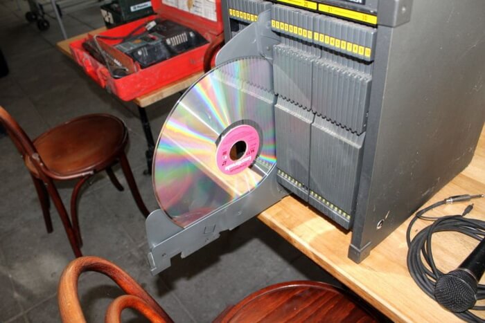 régi karaoke laserdisc rendszer